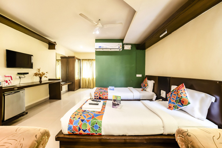 Bedroom 3, FabHotel Royal Residency II - Nr Lakdikapul Metro Station, Hyderabad