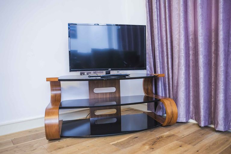 Others 5, The Nook Serviced Apartment, London