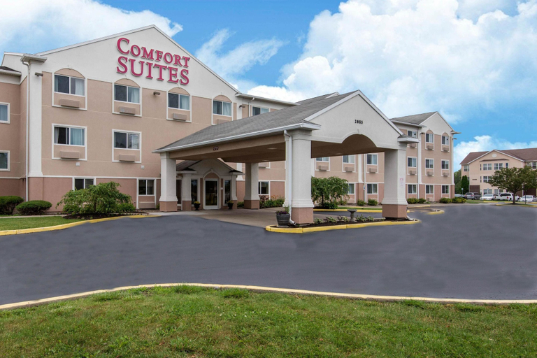 Exterior & Views 2, Comfort Suites Rochester Henrietta University Area, Monroe