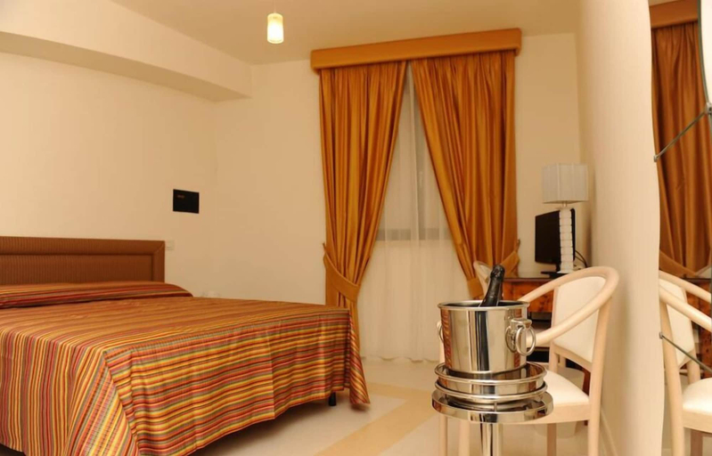 Bedroom 3, Le Dodici Lune, Salerno