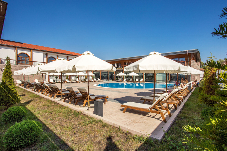 Exterior & Views 2, Kamengrad Hotel & SPA, Panagyurishte