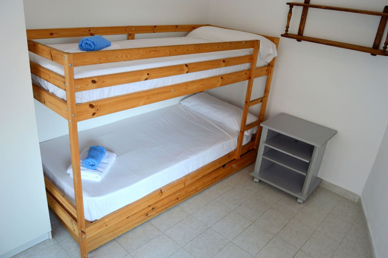 Bedroom 3, Apartments Soleil Plage 1, Girona