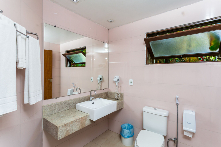Bathroom 4, Arraial Bangalô Praia Hotel, Porto Seguro