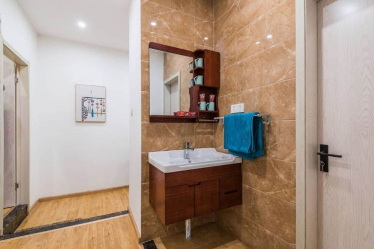 Bathroom 3, Man Yin Ju Chinese Style Apartment, Ningbo