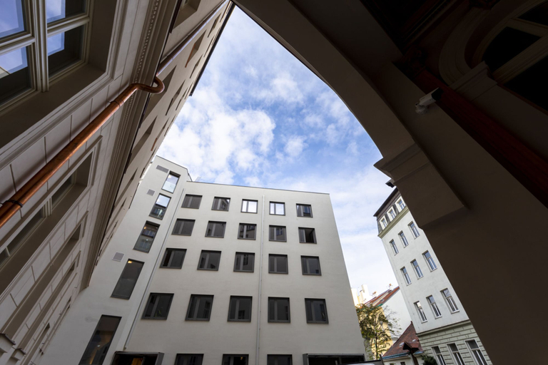 Exterior & Views 2, Miss Sophie's Downtown, Praha 1
