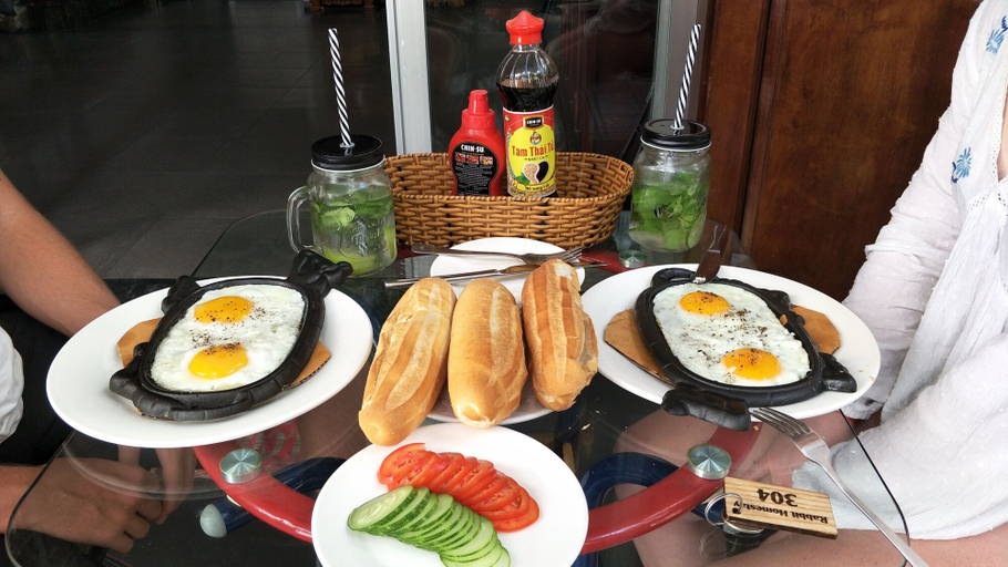 Food & Drinks, Rabbit Homestay, Huế