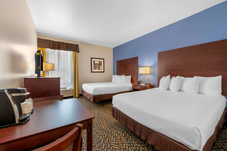 Bedroom 3, Best Western Plus Covered Bridge Inn, Clay