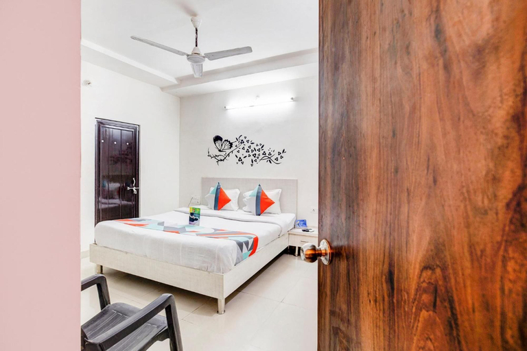 Bedroom 3, FabHotel Himanshi, Udaipur