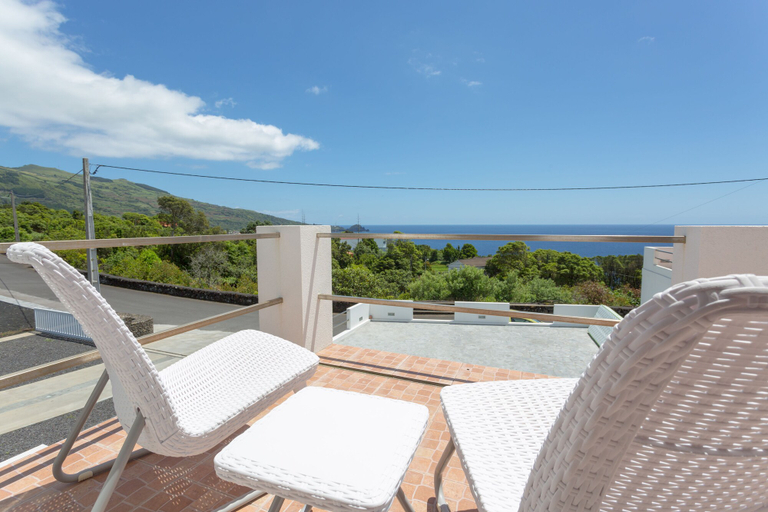 Others 5, 35th Atlantic View, Lajes do Pico