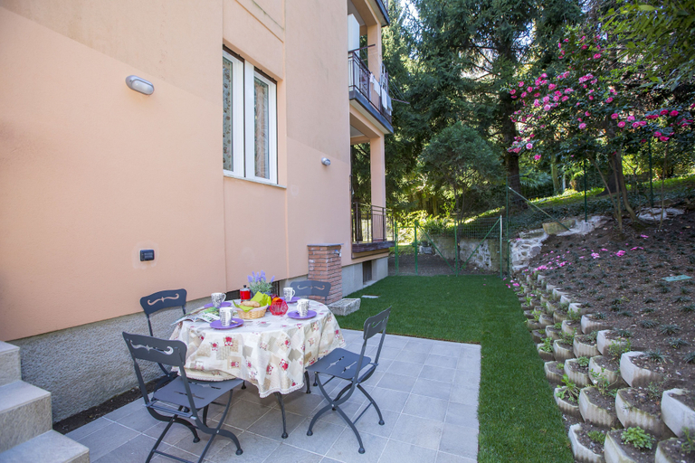 Others 5, Casalia Apartment, Como