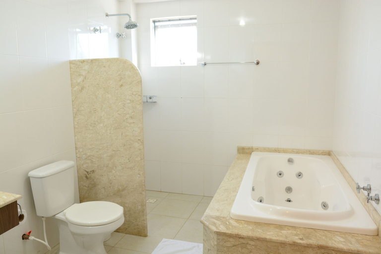 Bathroom 4, Hotel Nossa Casa, Ijuí