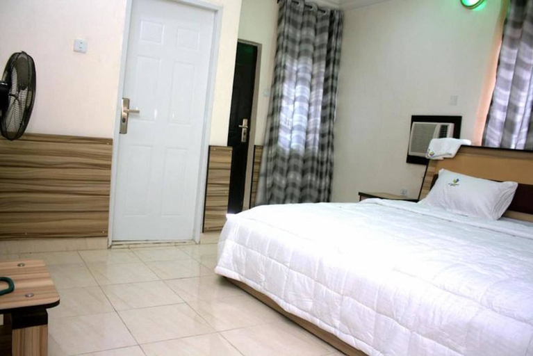 Bedroom 2, Mayoral Hotel & Suite, Alimosho