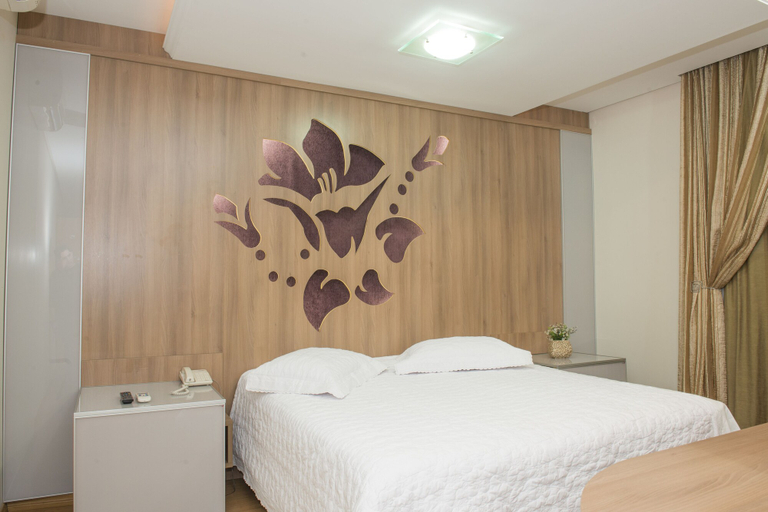 Bedroom 3, Regente Hotel, Pato Branco