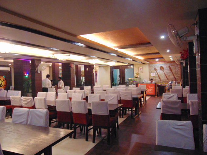Food & Drinks 5, Hotel Saffron, Varanasi