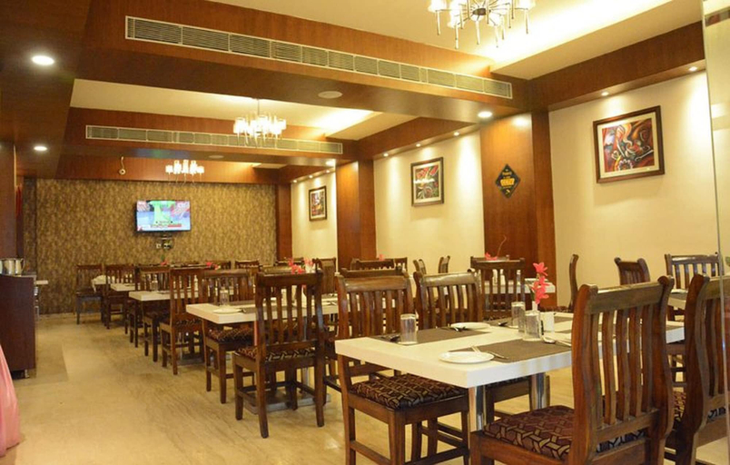 Food & Drinks 4, Hotel Eden Roc, Khordha