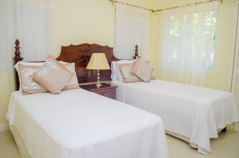 Bedroom 3, Ocho Rios Treasure Villa at Coolshade XII