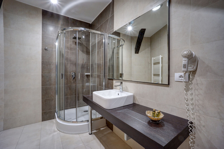 Bathroom 3, Hotel Ave Lux, Brasov