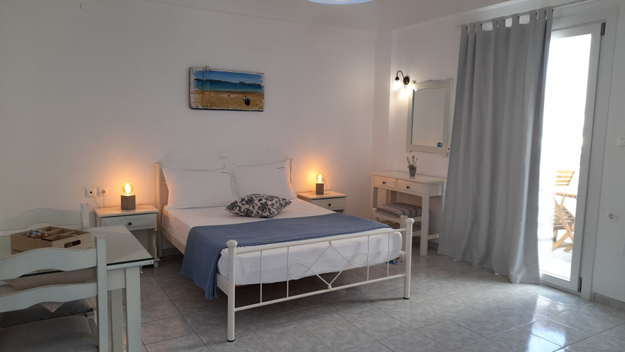Bedroom 3, Ippocampos, South Aegean