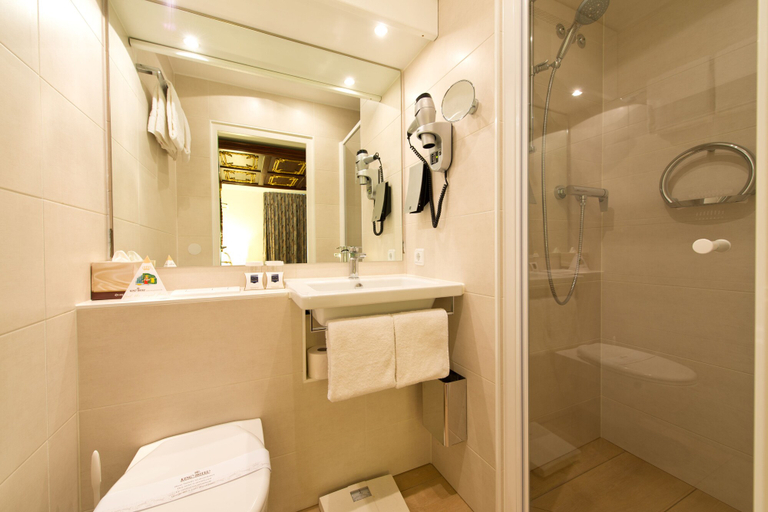 Bathroom 5, KING's HOTEL Center Superior, München