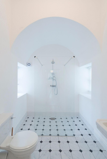 Bathroom, Killadangan House