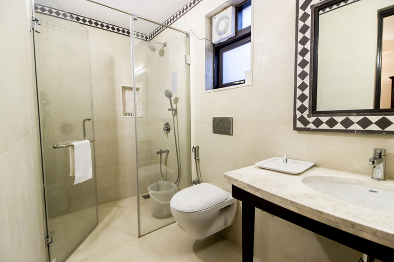 Bathroom 3, ACCOVAH Galeria, North Goa
