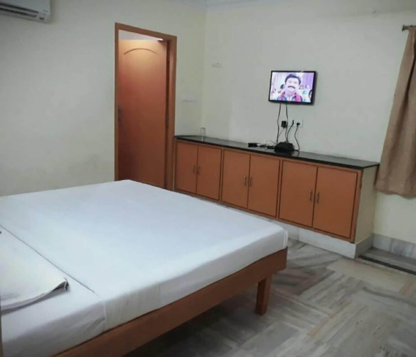 Bedroom, Hotel Krishna Grand Inn, Guntur