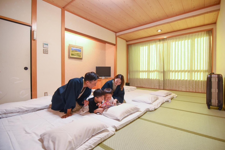 Bedroom 2, Hiroshimanoyado Aioi, Hiroshima