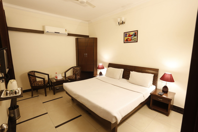 Bedroom 2, Hotel Doon Castle, Dehradun
