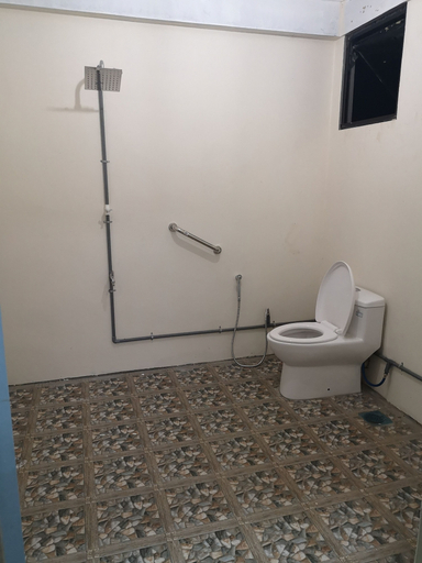 Bathroom 4, Mulu Diana Homestay, Marudi