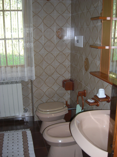 Bathroom 3, Villa Rocca, Verona