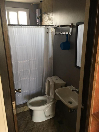 Bathroom 4, Seabreeze Beach Lodge, Nasugbu