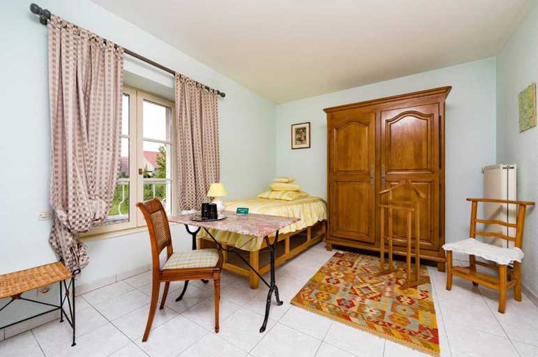 Bedroom 2, Bienvenue au Pays de Jeanne, Vosges