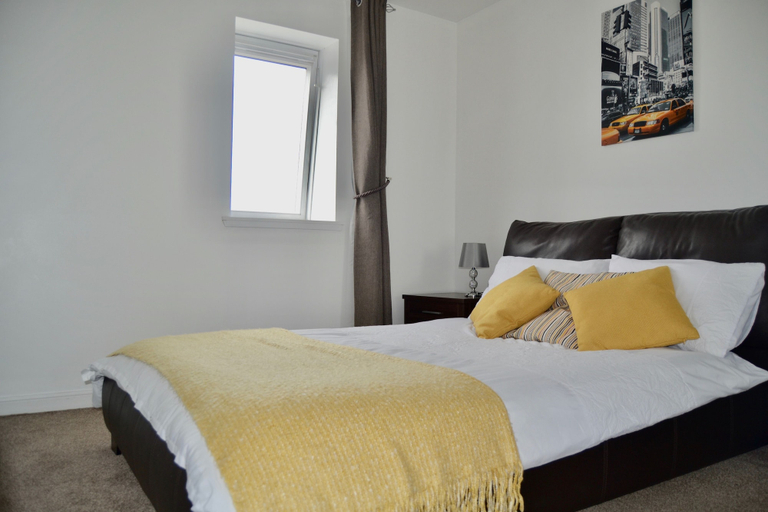 Bedroom 2, Gallowgate Apartment, Aberdeen