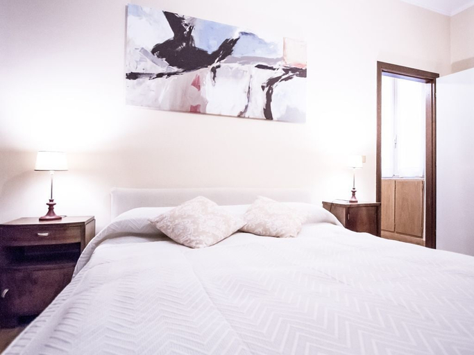 Bedroom 2, Trevi Fountain Home, Rome