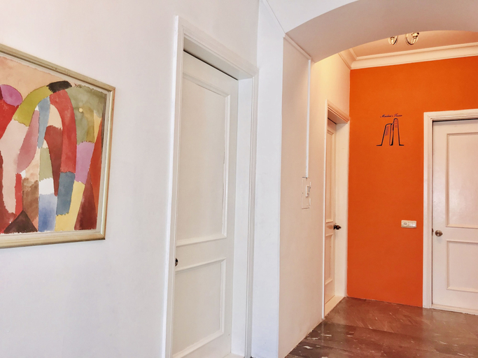 Others 4, Apartment near Fountain Square, Baku