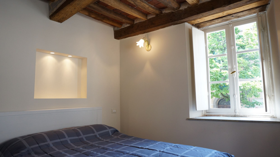 Bedroom 3, Veneto Apartment, Lucca
