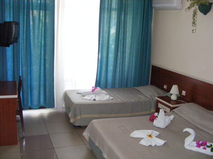 Bedroom 4, Kemer Hotel, Kemer