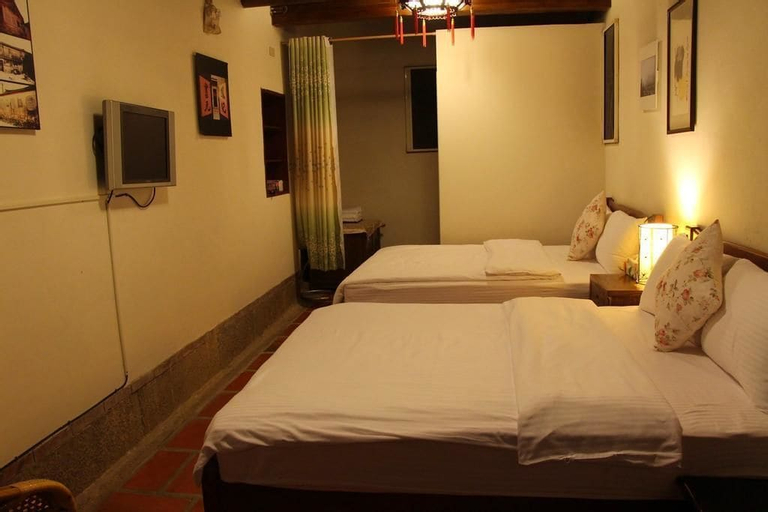 Bedroom 2, No. 85 Shuitou B&B, Kinmen