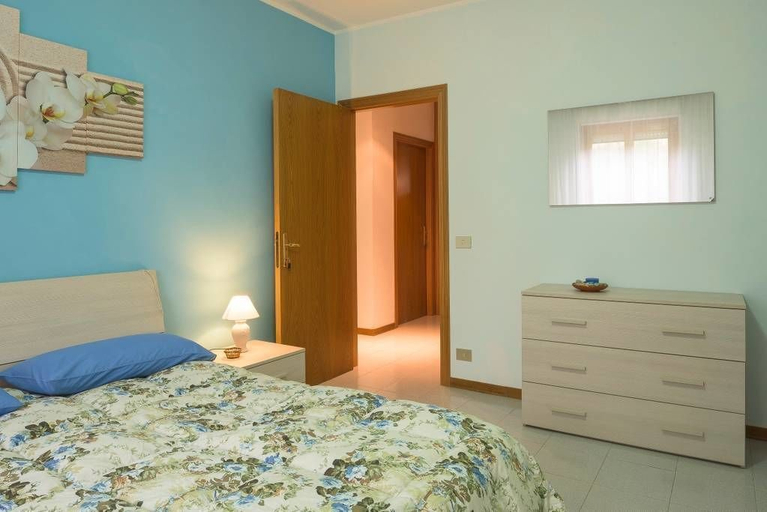 Bedroom 3, Casa Claudia, Macerata