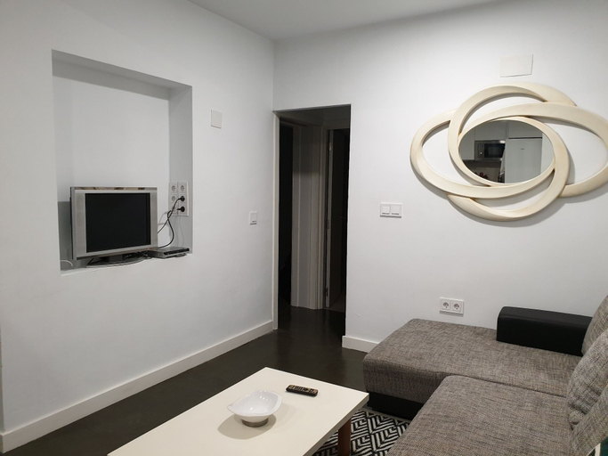 Others 5, Moderno y Luminoso Apartamento, Sevilla