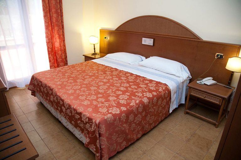Bedroom 3, Hotel Ipanema, Messina
