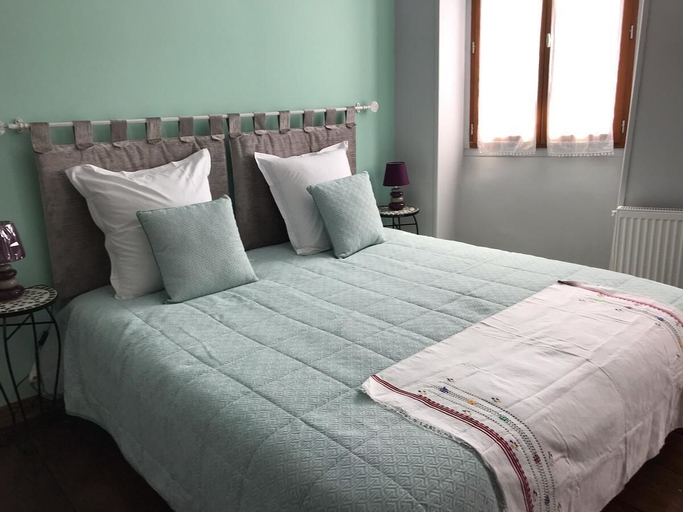 Bedroom 4, Aux Rosiers, Pyrénées-Atlantiques