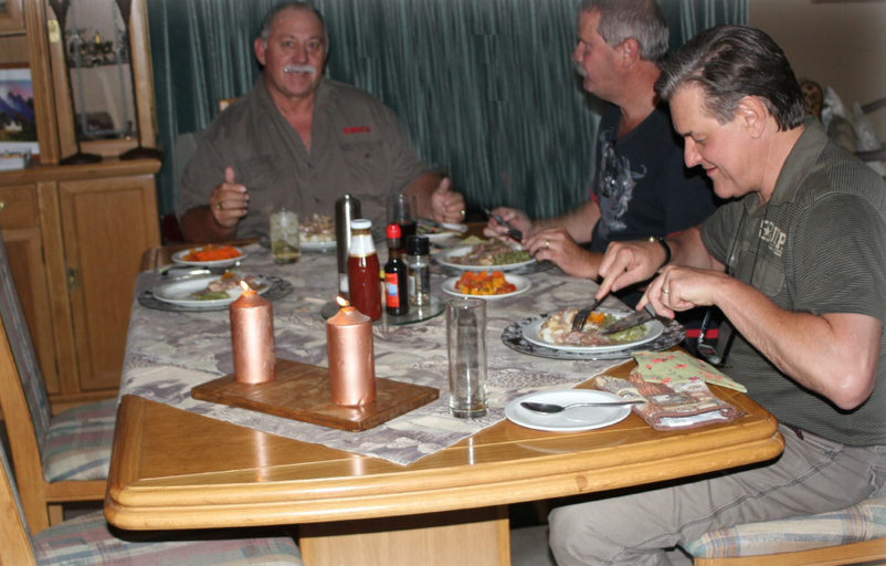 Food & Drinks 4, Tshimologo Farm Guesthouse, Masungu
