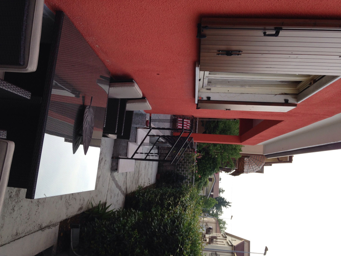 Exterior & Views 5, Kelly, Verona
