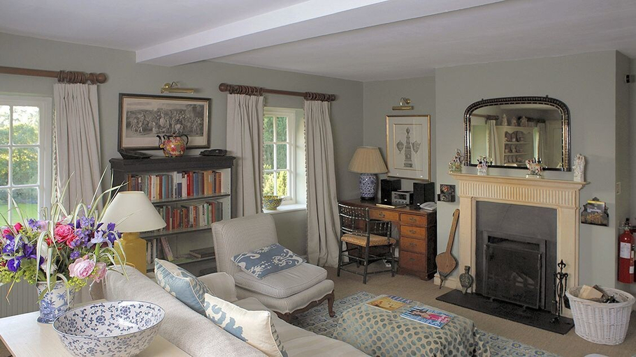 Others 4, Cheltenham Cottage, Oxfordshire