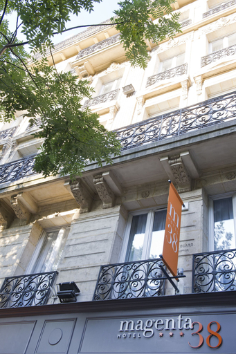 Exterior & Views 2, Hôtel Magenta 38 by Happyculture, Paris