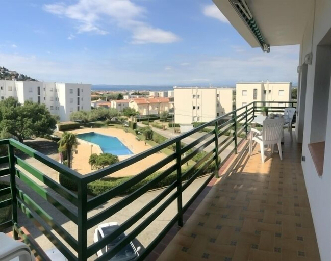 Others 5, Apartamento Lisboa 46, Girona