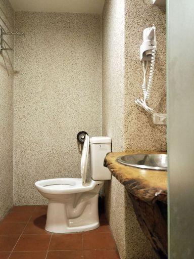 Bathroom 3, CiKaSuAn Camping Bed and Breakfast, Hualien
