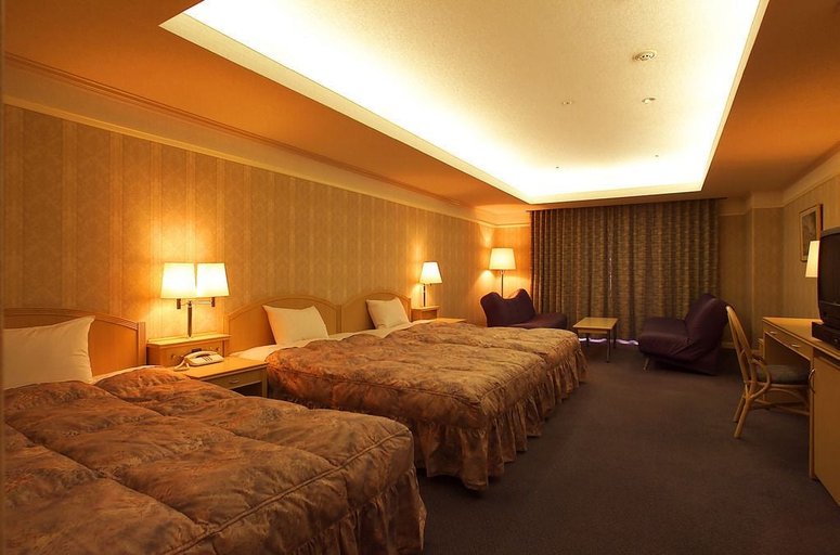 Bedroom 4, Hotel Sekia, Ōmuta