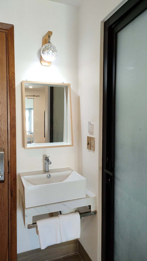 Bathroom 2, Enjoy Home Hotel & Apartment, Da Nang